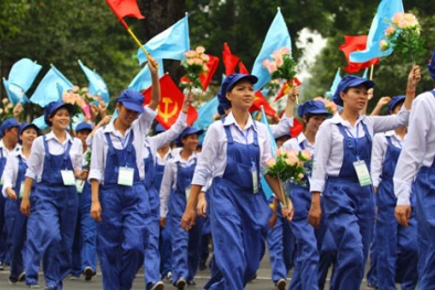 Có cách nào để học sinh thích làm công nhân không ?