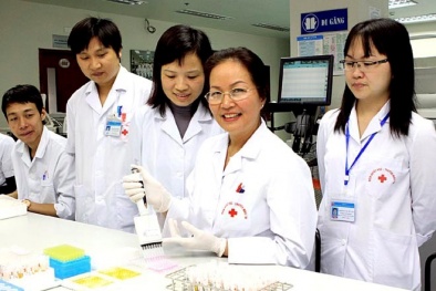 Phụ nữ có cần được ưu tiên trong khoa học?