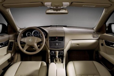 Phát hiện chất gây ung thư trong xe Mercedes?