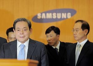 Samsung làm ngơ vụ công nhân tử vong vì nhiễm khí độc