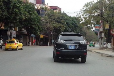 Công an tỉnh Thanh Hóa lên tiếng vụ 2 xe công mang biển 'san bằng tất cả'