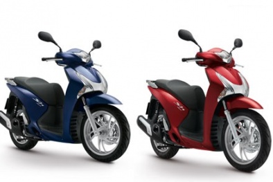 Vụ hàng loạt xe SH125i bị tố lỗi: Khách hàng giữ làm 'vật trưng bày giới thiệu'!
