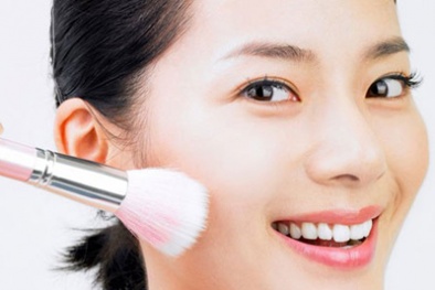 Bí quyết trang điểm cho mùa hè