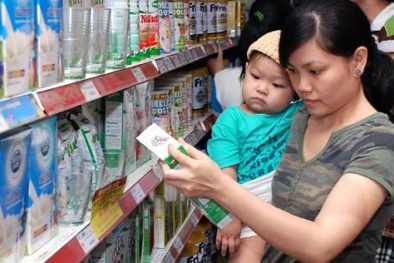Sữa giảm giá: Chớ vội chủ quan!