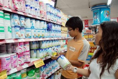 Áp trần giá sữa, giảm được bao lâu?