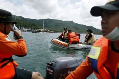 Đắm tàu ở Malaysia, ít nhất 61 người mất tích