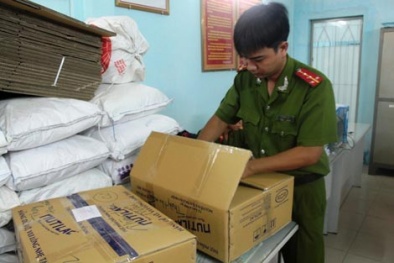 Phát hiện Công ty dùng đường hóa học và sữa bột nước ngoài sản xuất sữa giả 