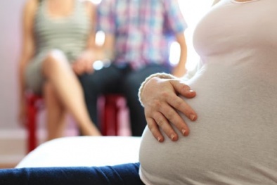 Cho phép mang thai hộ: Người làm luật đang lo lắng thái quá!