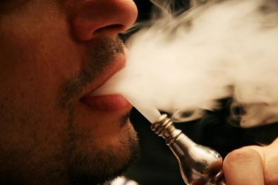 Nguy cơ ung thư từ trào lưu hút thuốc lá bằng Hookah