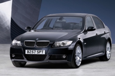 Thu hồi 1,6 triệu xe BMW để thay túi khí