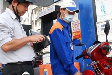 Giảm giá xăng dầu từ 12 giờ 00 ngày 29/8/2014