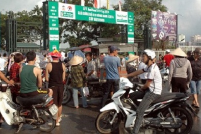 Kiếm 50 triệu/ngày nhờ buôn vé 'chợ đen' trận chung kết U19 Việt Nam - Nhật Bản