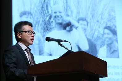 Nhà khoa học dùng tiền của dân thì phải báo cáo kết quả với dân