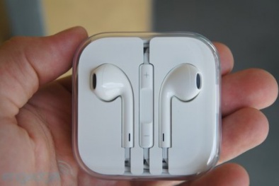 Phân biệt tai nghe iphone 5 thật giả đơn giản nhất