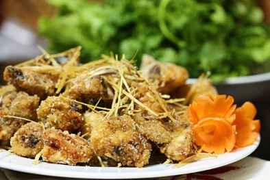 Cách làm món gà rang muối ngon cực nhanh