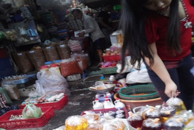 Mánh khóe biến dầu ăn bẩn thành dầu ăn thương hiệu nổi tiếng