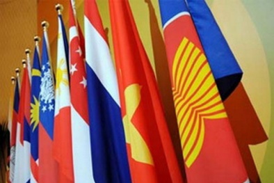 Myanmar thất bại ở Biển Đông, Trung Quốc đòi bàn COC với từng nước