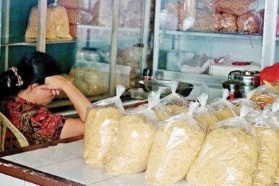 Ruốc thịt giá rẻ làm từ chất lạ chưa thể xác định