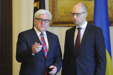 Đức cảnh cáo cả Nga và Ukraine về tình hình Ukraine