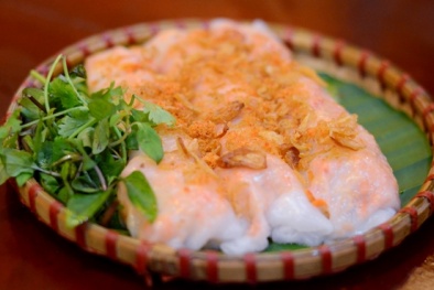 Cách làm bánh cuốn tôm bằng chảo thơm ngon