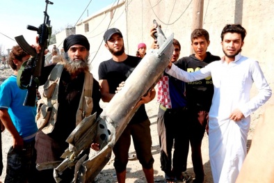 IS bắn hạ chiến đấu cơ quân chính phủ Syria ở tỉnh Deir al-Zour
