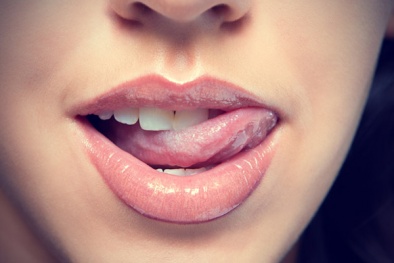 Những biện pháp chống nẻ môi mùa đông hiệu quả nhất