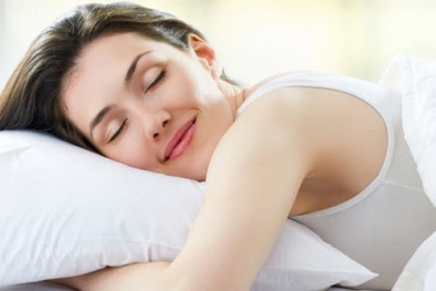 Những lưu ý khi chọn và sử dụng kem làm trắng da ban đêm