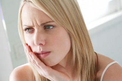 Cách chữa nhiệt miệng hiệu quả với mật ong
