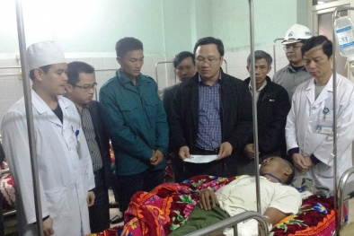 Vụ tai nạn giao thông kinh hoàng ở Thanh Hóa: Bố mẹ cô dâu đều tử nạn, cô bé 12 tuổi sống sót kỳ diệu