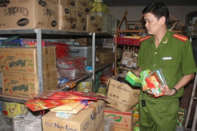 Phá đường dây sản xuất bánh kẹo bằng bột phế phẩm độc hại