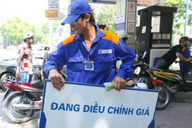Thủ tướng: Không để giá xăng dầu trong nước thấp hơn khu vực