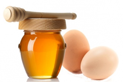 Chăm sóc tóc suôn mượt đúng điệu với mật ong