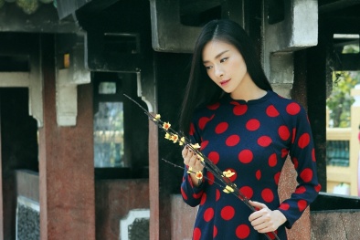 Các kiều nữ tuổi Mùi dịu dàng trong tà áo dài đón xuân