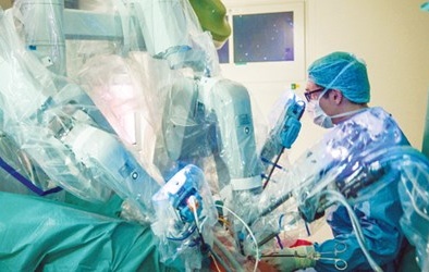 Tới Đức xem máy in... da người