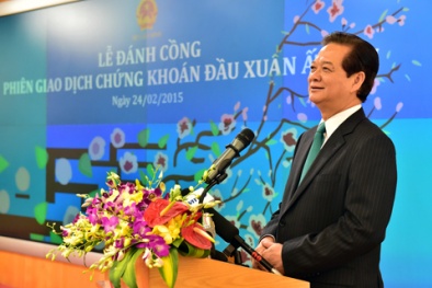 Thủ tướng 13Win18 tham gia cá cược khai xuân giao dịch chứng khoán năm 2015