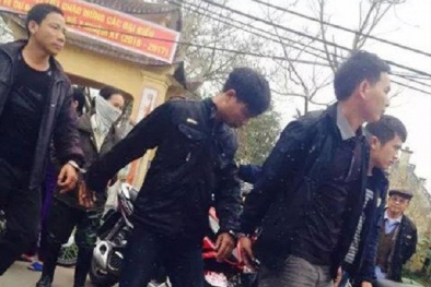 Hải Phòng: Tạm giữ trưởng công an xã liên hoan xóc đĩa giữa đình làng