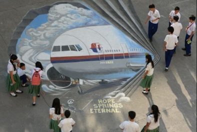 Tin tức mới nhất về máy bay MH370 mất tích: Tiếp tục tìm kiếm với sự tham gia của nhiều nước