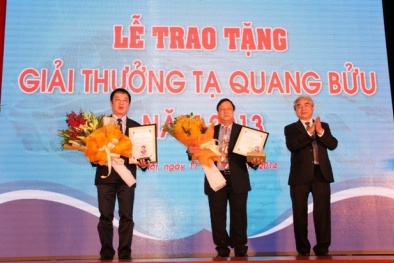 Tôn vinh nhà khoa học có thành tựu nổi bật trong nghiên cứu cơ bản