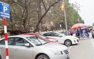 Hà Nội: Ra quân xóa sổ hàng loạt điểm trông giữ xe 'chặt chém'