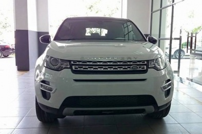 Land Rover Discovery Sport 2015 lộ diện đầy bất ngờ tại Việt Nam