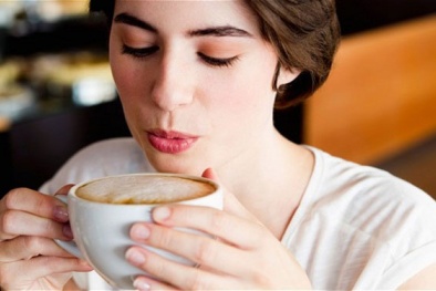 Bật mí bí quyết có vòng eo quyến rũ với cafe