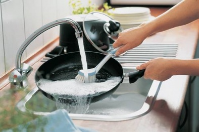 Mẹo làm sạch xoong nồi hiệu quả