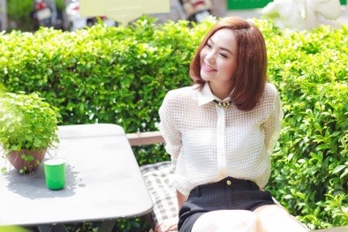 Diện áo sơ mi xuyên thấu gợi cảm mà vẫn lịch sự như Minh Hằng