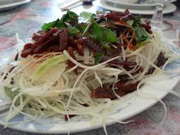 Bí quyết làm nộm bò khô đu đủ xanh cực ngon