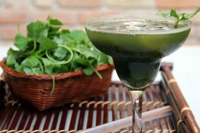 Giải nhiệt đẹp da với nước sinh tố rau má ngon bổ rẻ
