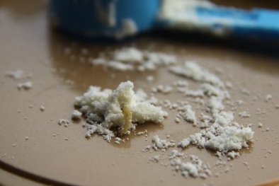 Trung Quốc: Phát hiện sữa bột trẻ em bị mốc sinh giòi
