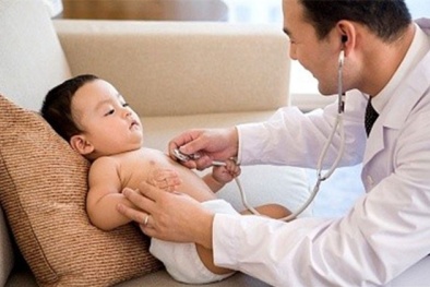 Các hiểu lầm khi chăm trẻ bị viêm đường hô hấp