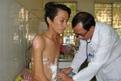 Nạn nhân bị dập gần hết nội tạng vì tai nạn giao thông được cứu sống