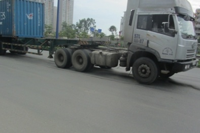  Đại lộ nghìn tỷ sụt lún, người đi đường gặp khó