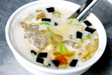 Bí quyết làm chè thập cẩm đúng điệu Huế